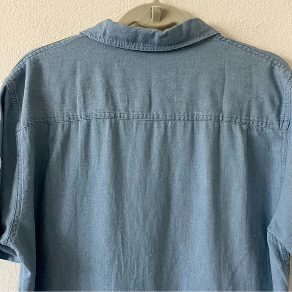 Disney Parks x Junk Food Pinocchio Jiminy Cricket Geppetto Chambray Camp Shirt M - Picture 10 of 16